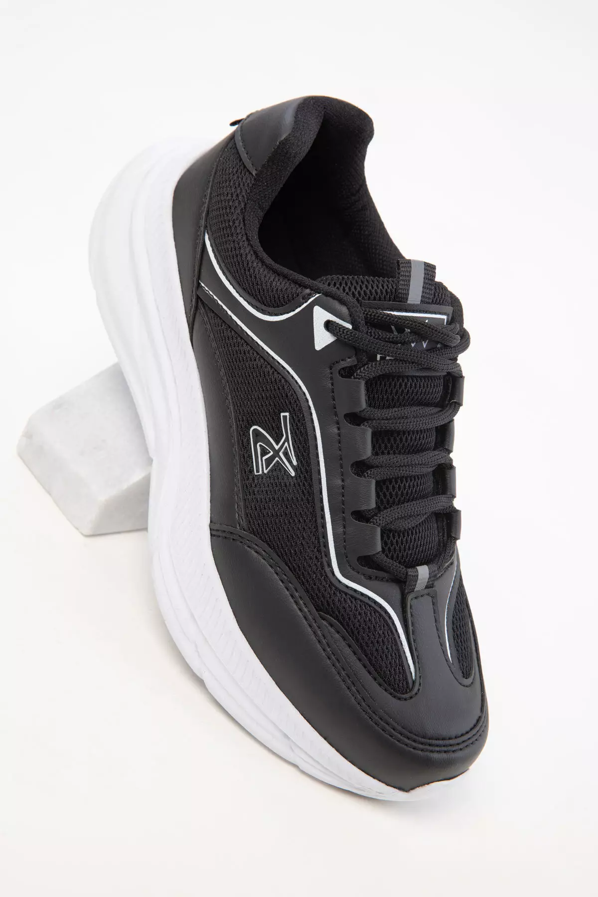 Black-White Women's Sneaker 20414