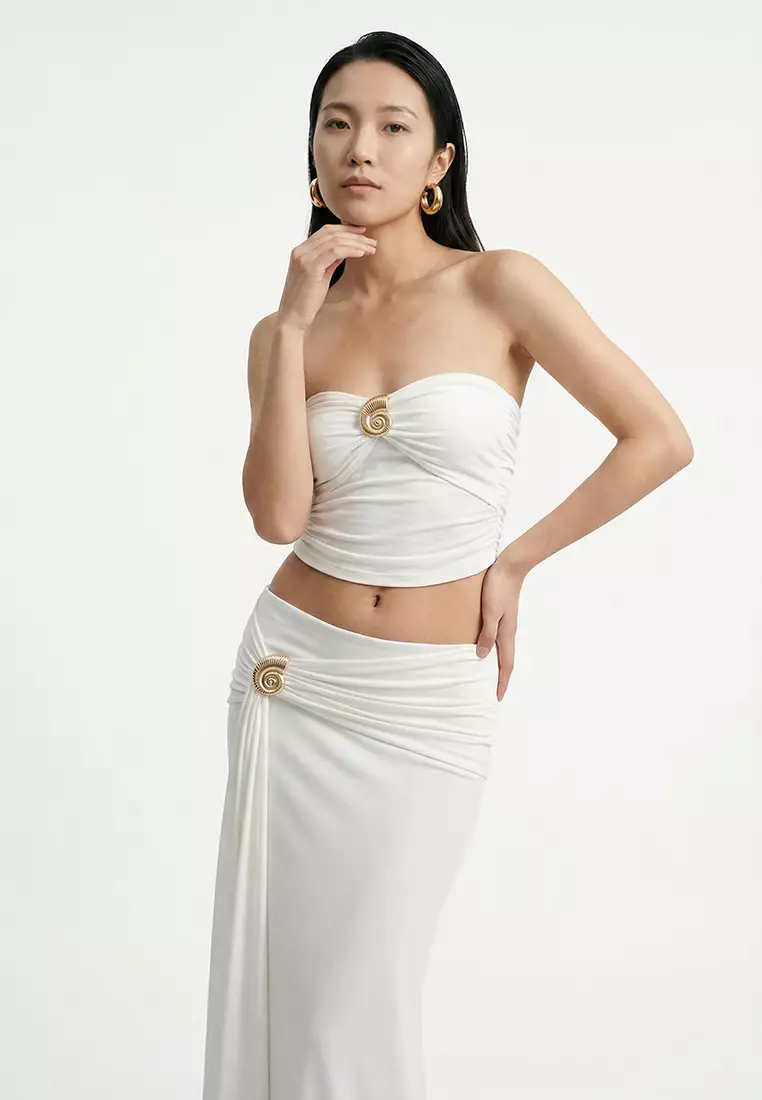 Limited Edition White Body Fitted Knitted Long Skirt with Accessory Detail Tprss25Et00004