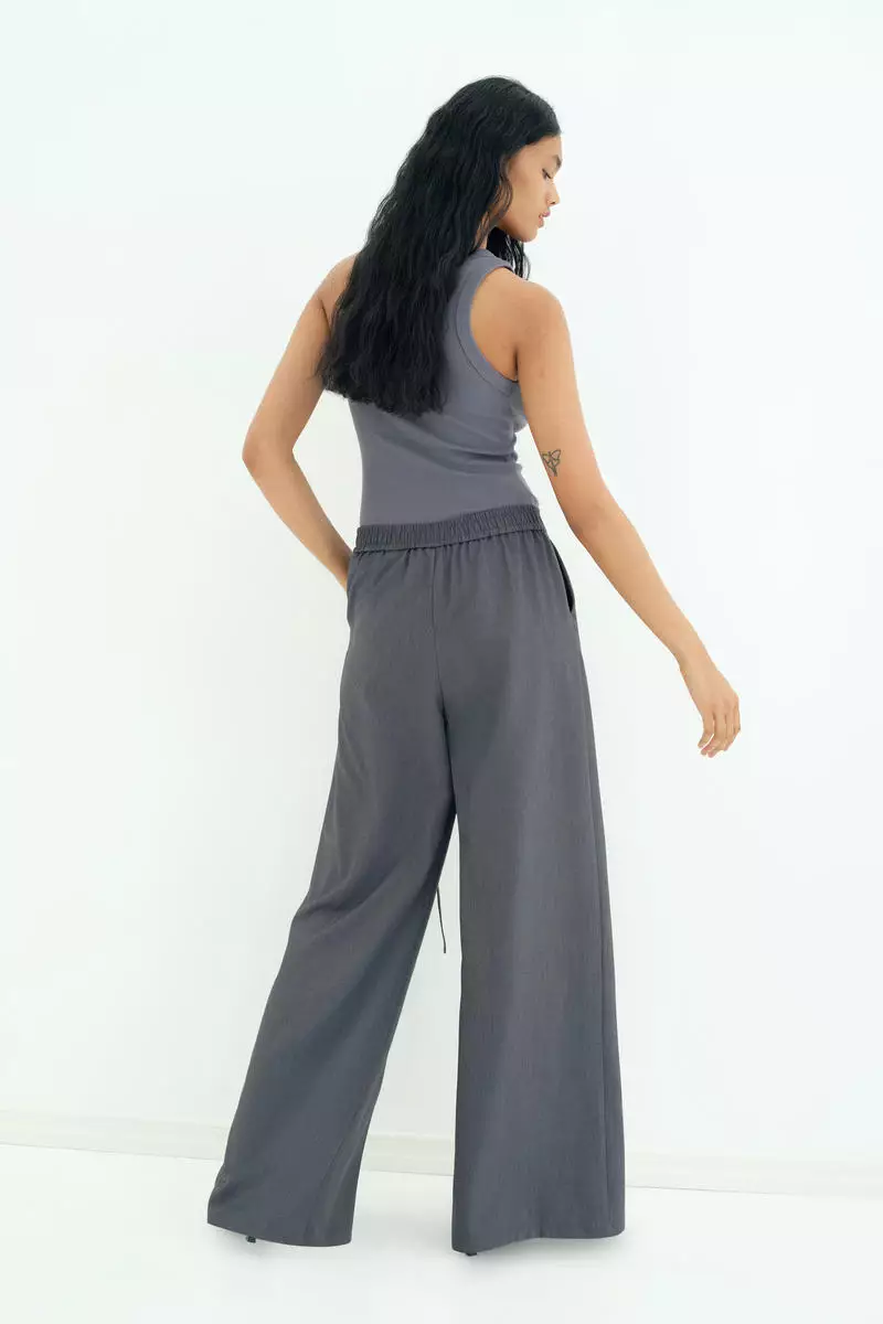 Wide trousers