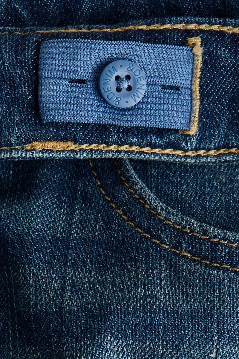 Barrel-leg jeans