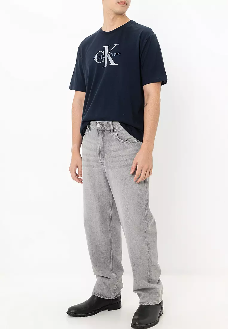 Monogram Logo Tee - Calvin Klein Jeans