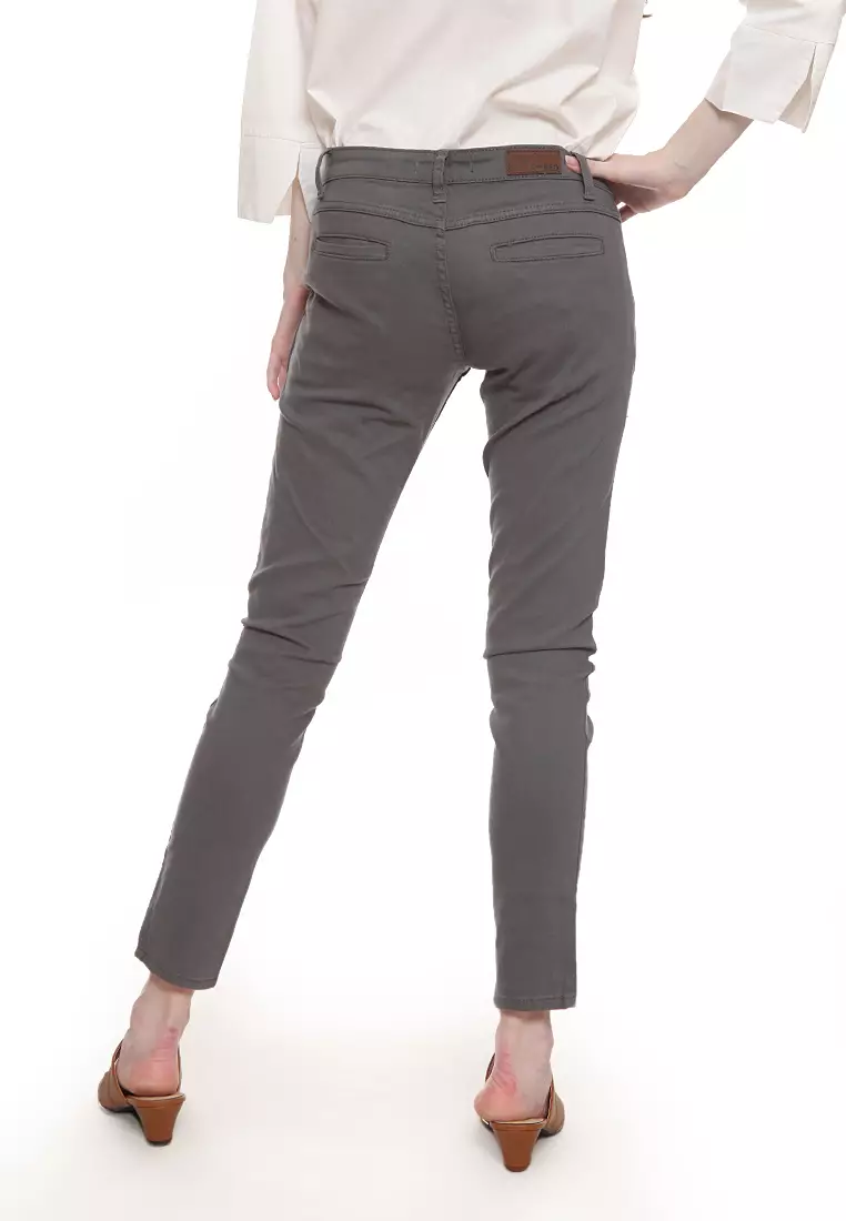 Slim Fit Chinos Trousers SC903