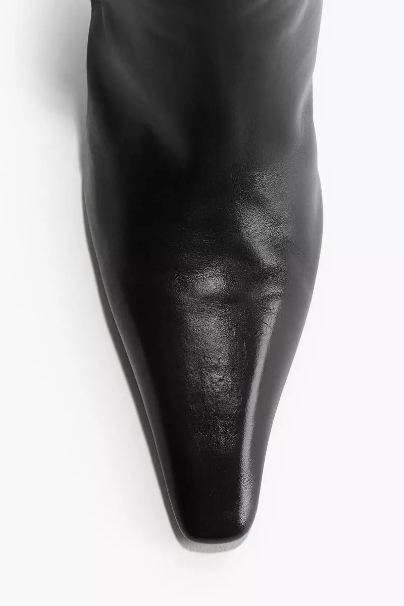 Over-the-knee leather boots