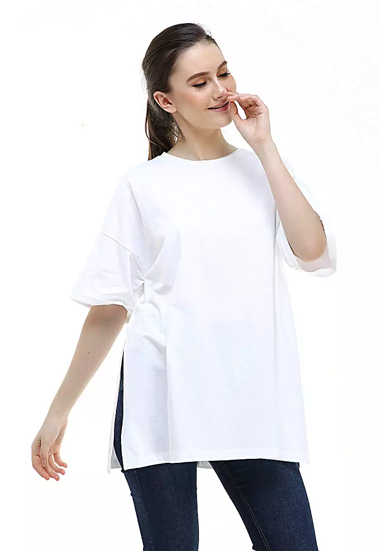 Fintan Tshirt Super Comfy Short Sleeve Design Simple And Casual Look Atasan Wanita - White