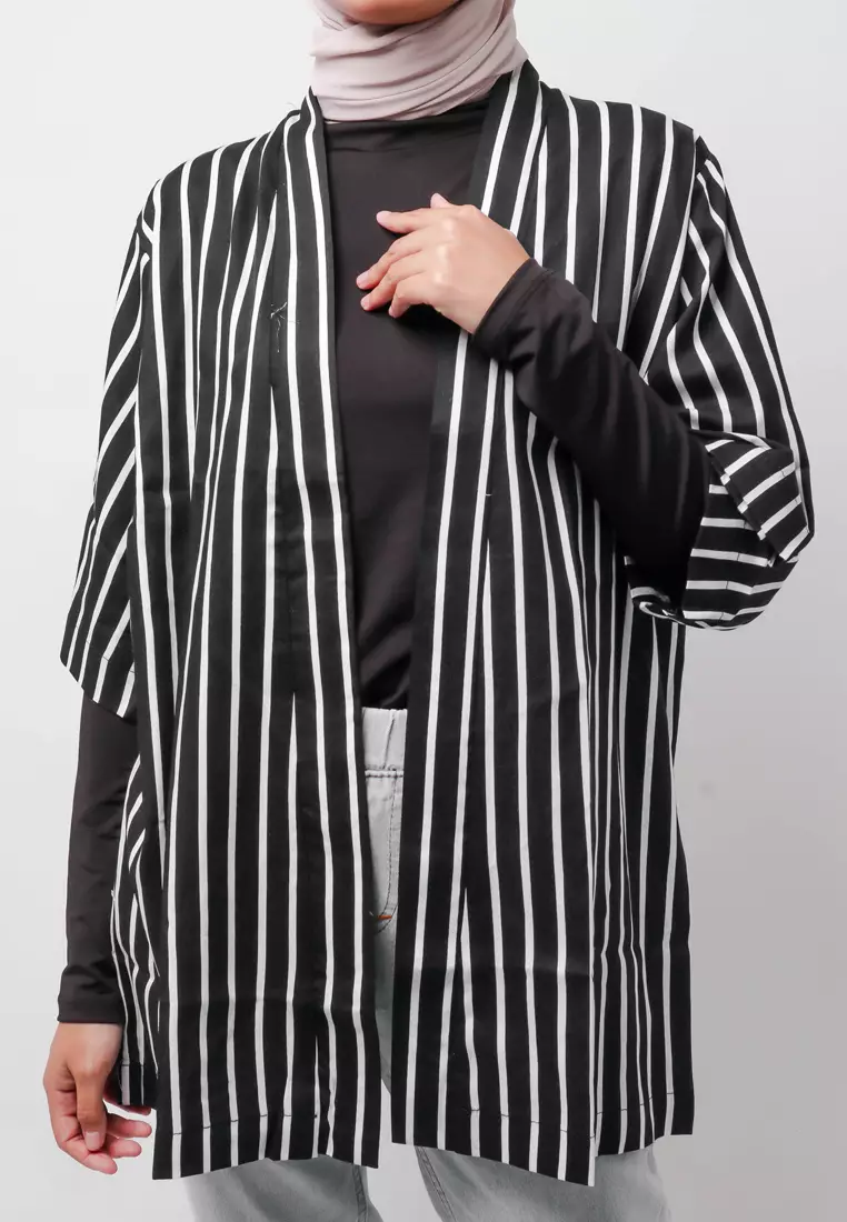 NTA94 KMN Kimono Outer Unisex Stripe Putih Hitam