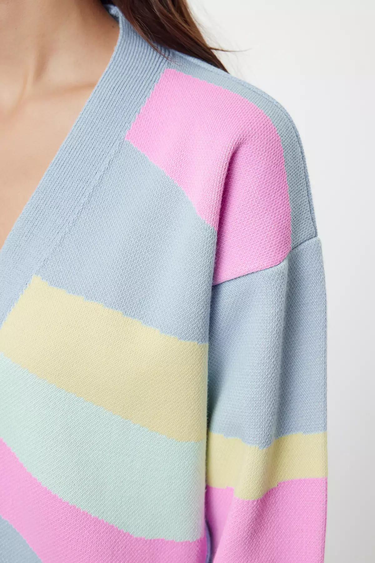 Buy Trendyol Color Block Cardigan 2025 Online | ZALORA