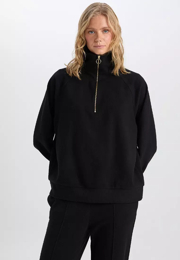 Half-Zip Raglan Sleeves Sweatshirt