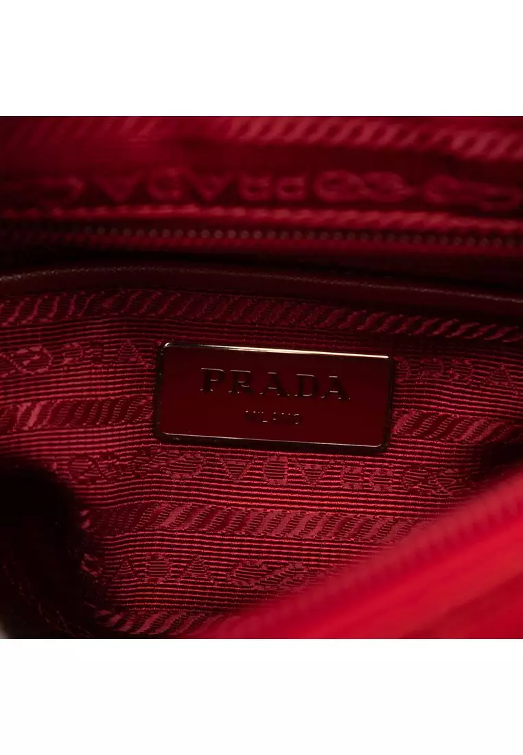Pre-Loved Prada Saffiano Trimmed Tessuto Zip Buckle Messenger Bag