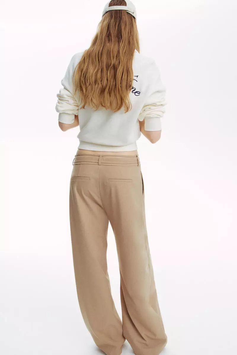 Belted tailored trousers