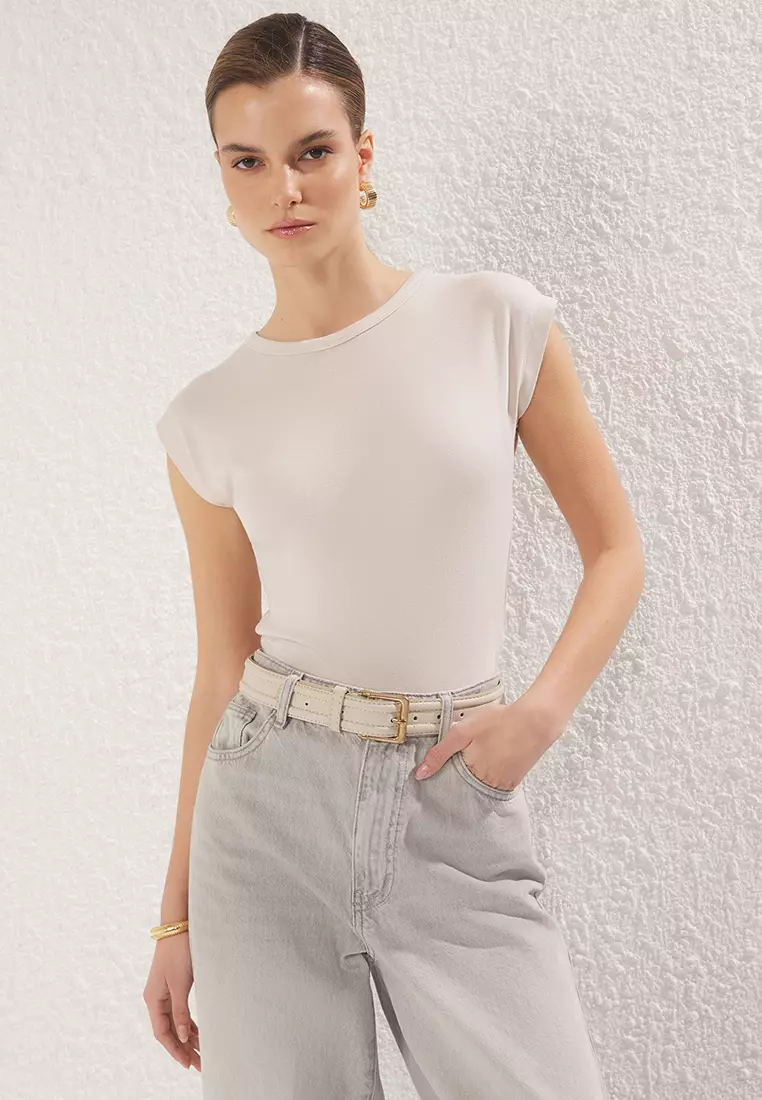 Basic Plain Top