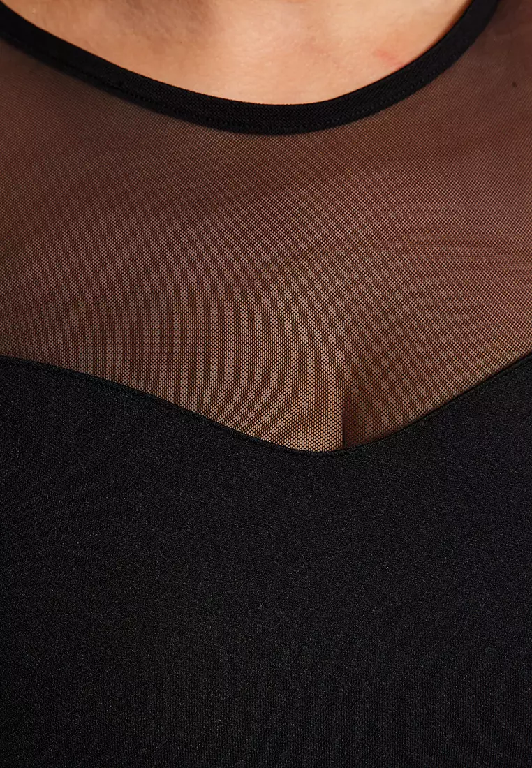 Plus Size Sweetheart Tulle Blouse