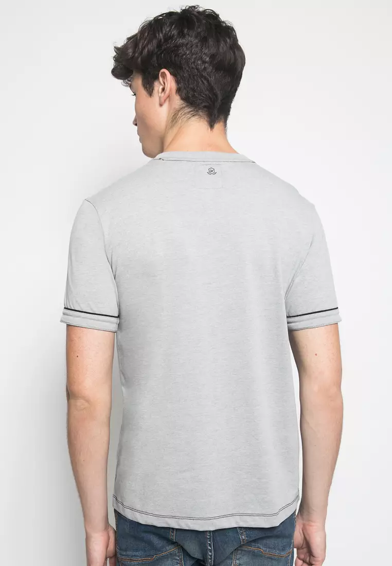 Johnwin - Kaos Casual - Kaos Pria - Kaos Sablon - Endless Line - Abu - Slim Fit - ATS.622.M311.01.C-S/S