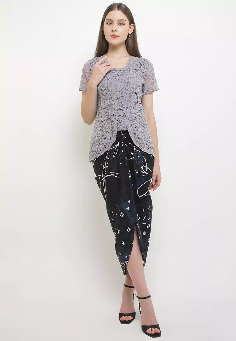 Blouse Kebaya Atasan Brokat Wanita Livy Grey Lengan Pendek