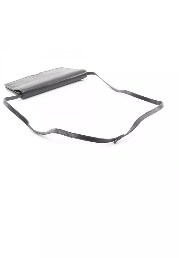 Pre-Loved Christian Dior honeycomb Shoulder bag leather black