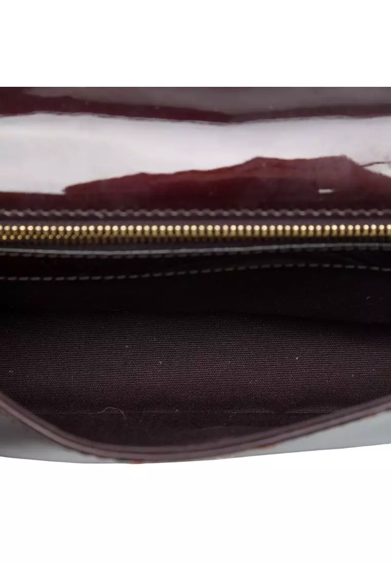 Pre-Loved Louis Vuitton Vernis Sobe