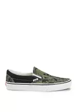 Mens camo vans store