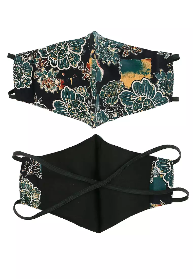 Eshe Maxi Dress In Green Batik Print W/ Mask