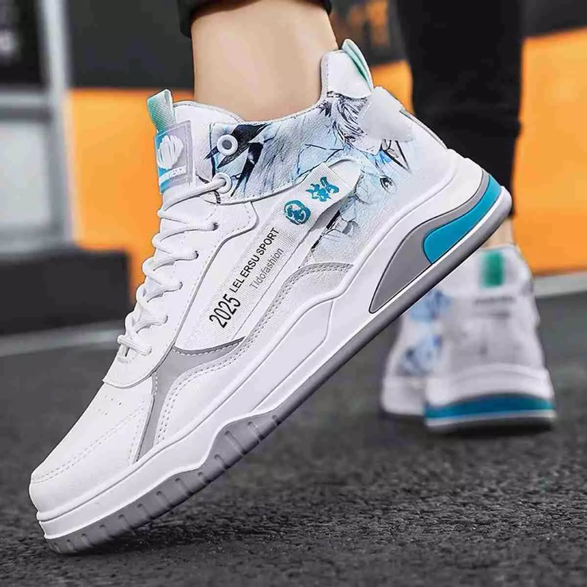 J2029 Sepatu Pria Anime Terlaris Sneakers Modis