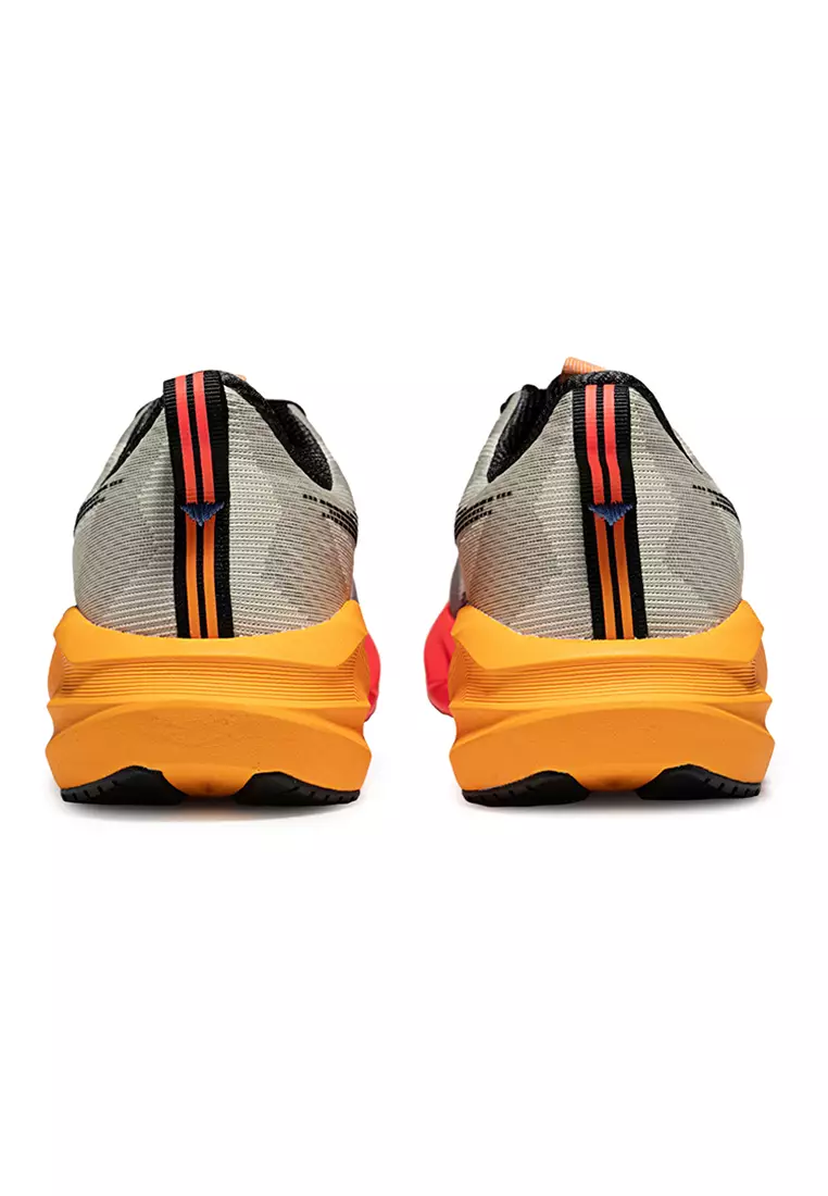 NOVABLAST 5 CP 跑步鞋 1011C175-200