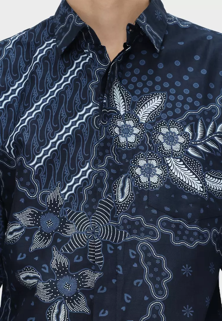 Slimfit Adiya Kemeja Batik Pria Lengan Panjang