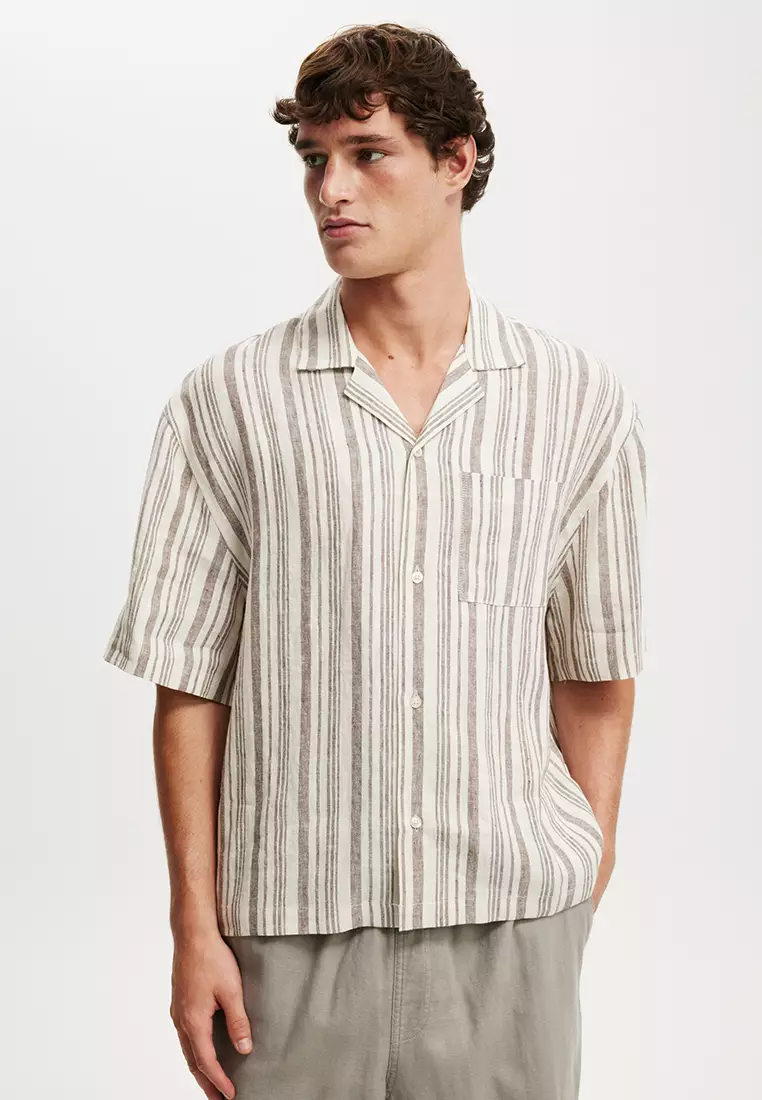 Box Fit Short Sleeve Shirt