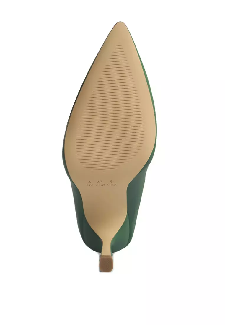 Sepatu hak stiletto berujung runcing warna hijau