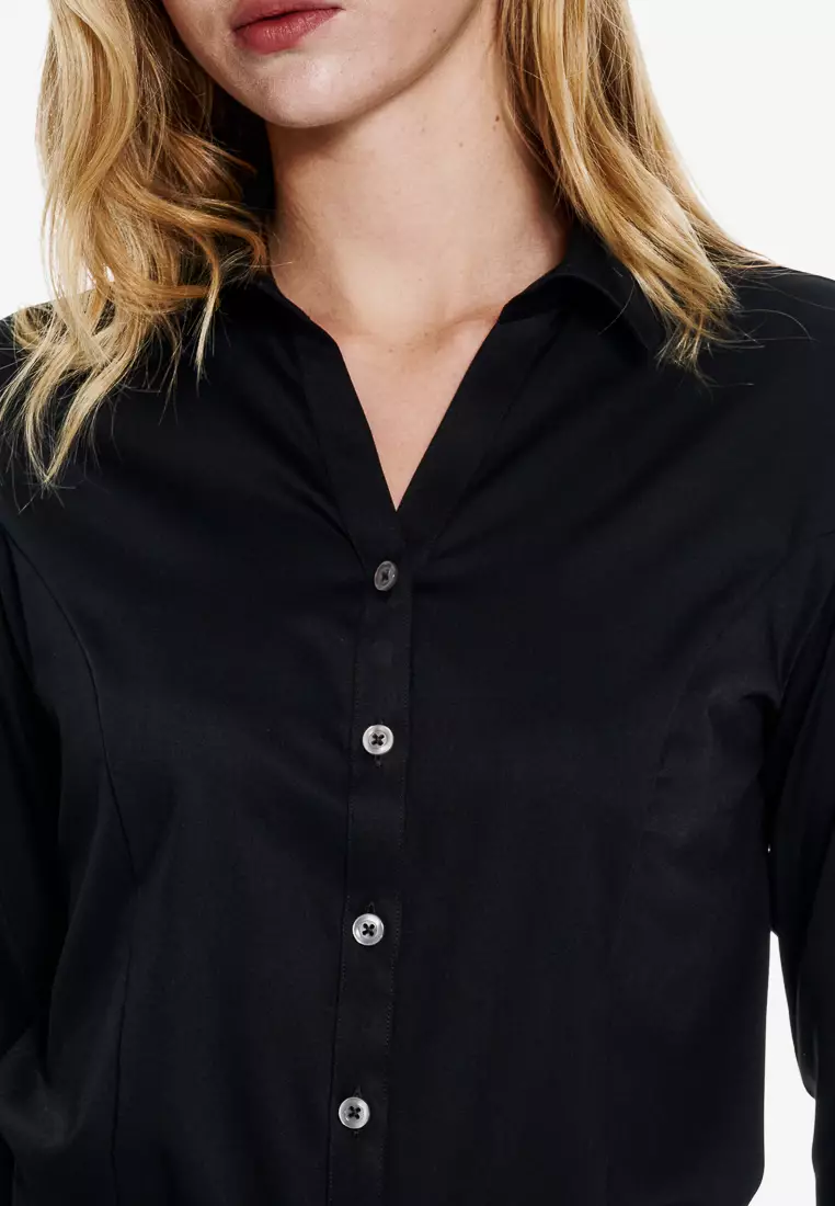 黑色V領修身版長袖襯衫