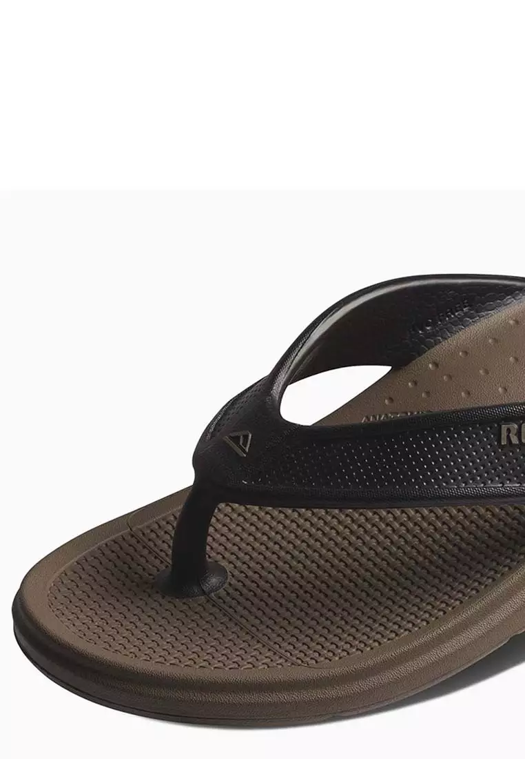 Fossil flip flops on sale