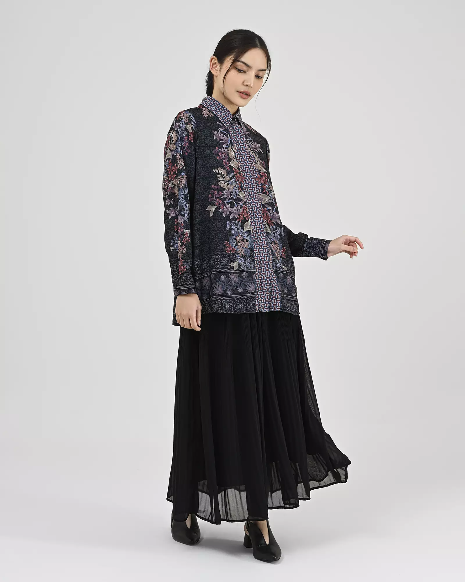 Geulis.id GAMI SHIRT - Black