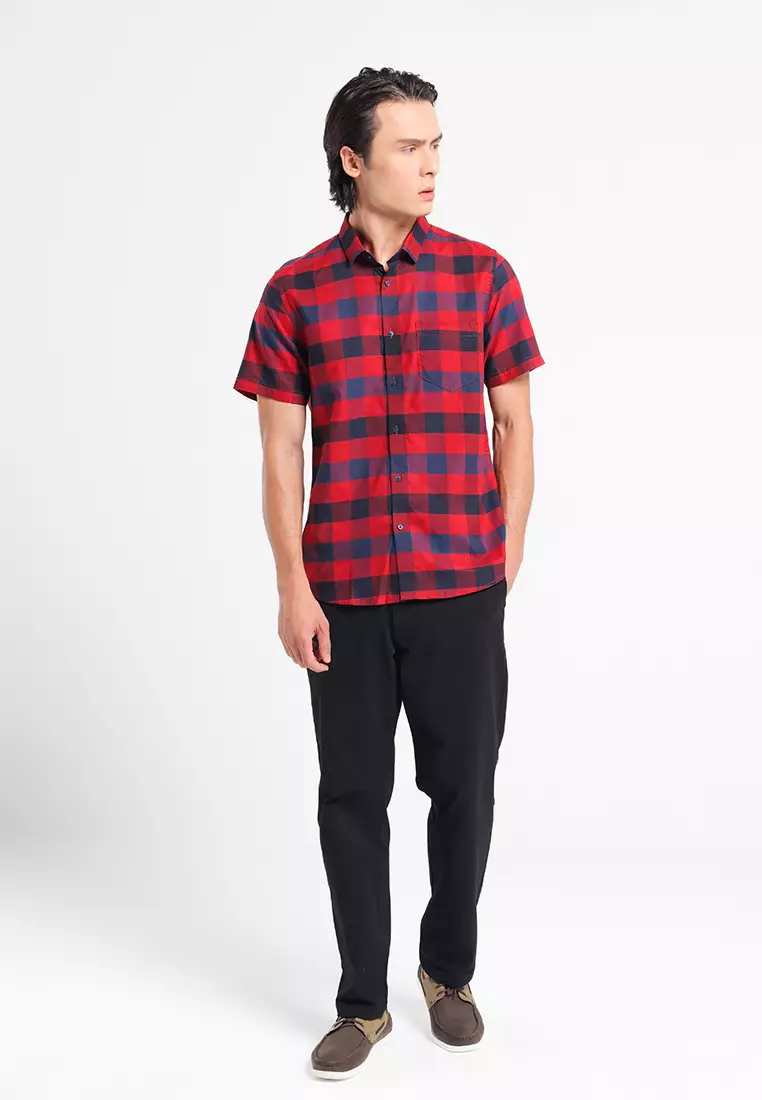 MANZONE - Kemeja Oxford Lengan Pendek Pria Raka 2 Slim Fit - Red