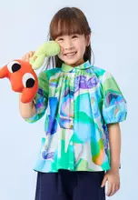 花绿色