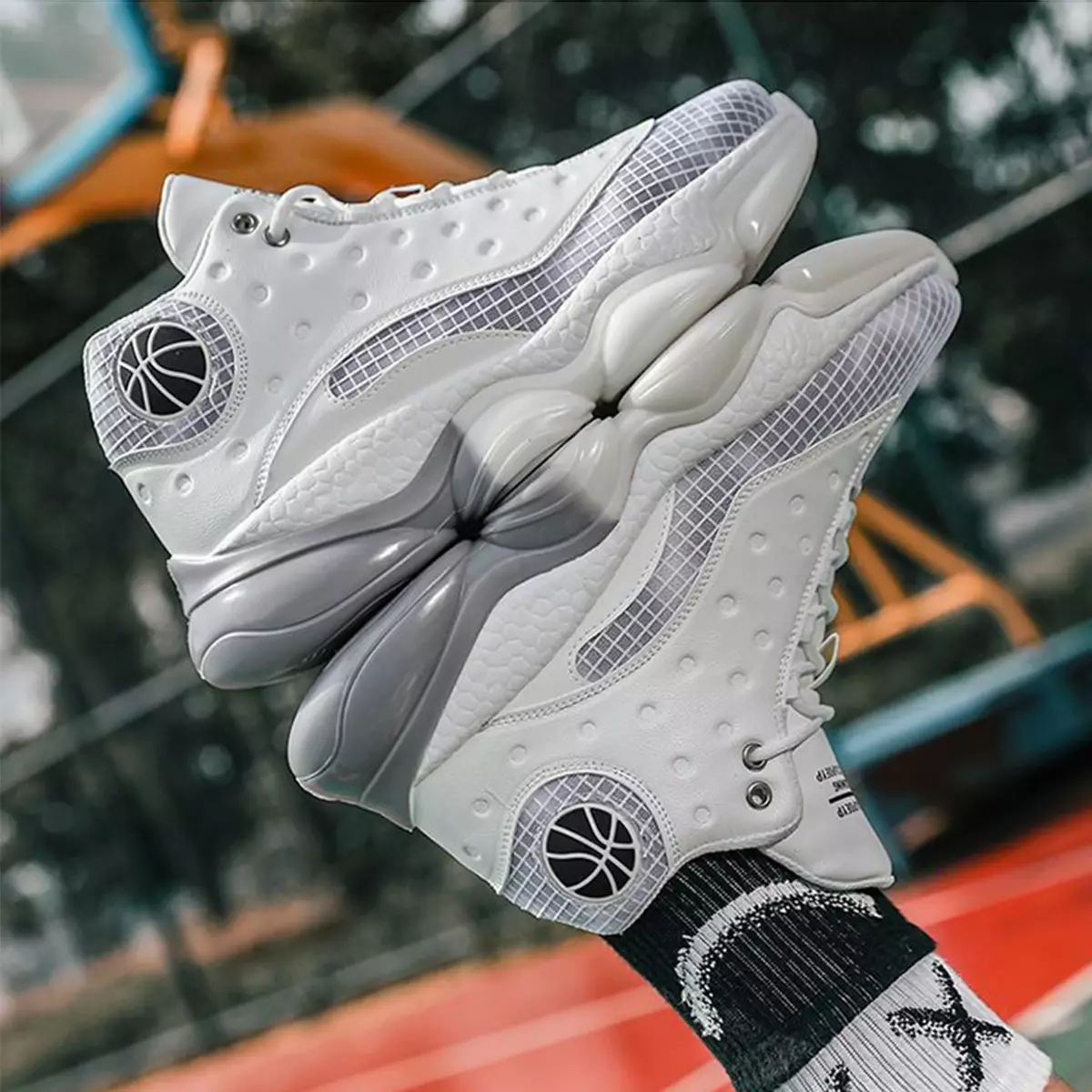 Sepatu Basket Fashionable Pria Sepatu Olahraga Sporty Cowok Q3837