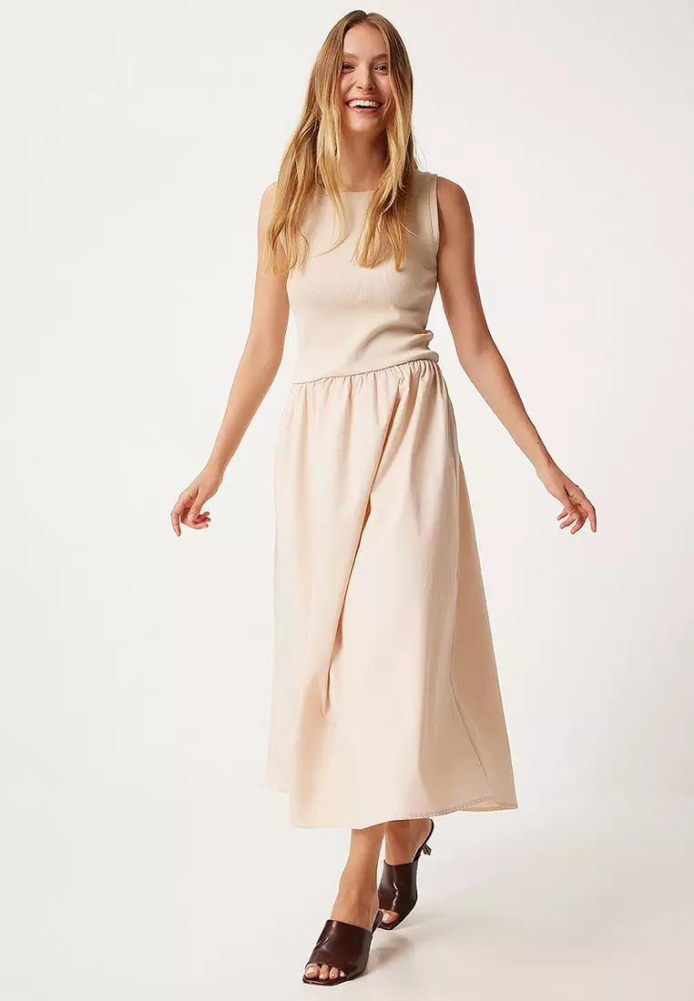 Sleeveless Knitted Dress