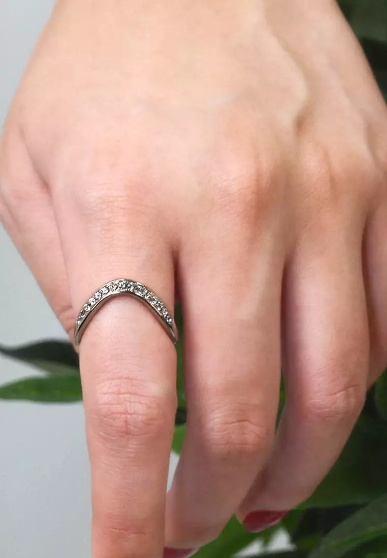 Contortion Ring in White Gold Embellished with Swarovski crystals