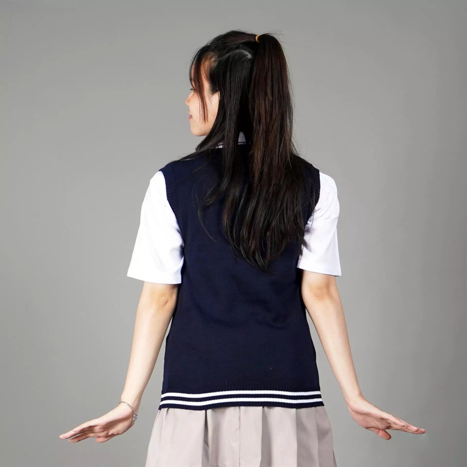 VICKY Rompi Rajut List Putih Rompi Navy Rompi Wanita Knit Vest - NAVY