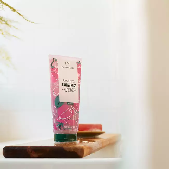British Rose Shower Scrub 200ml