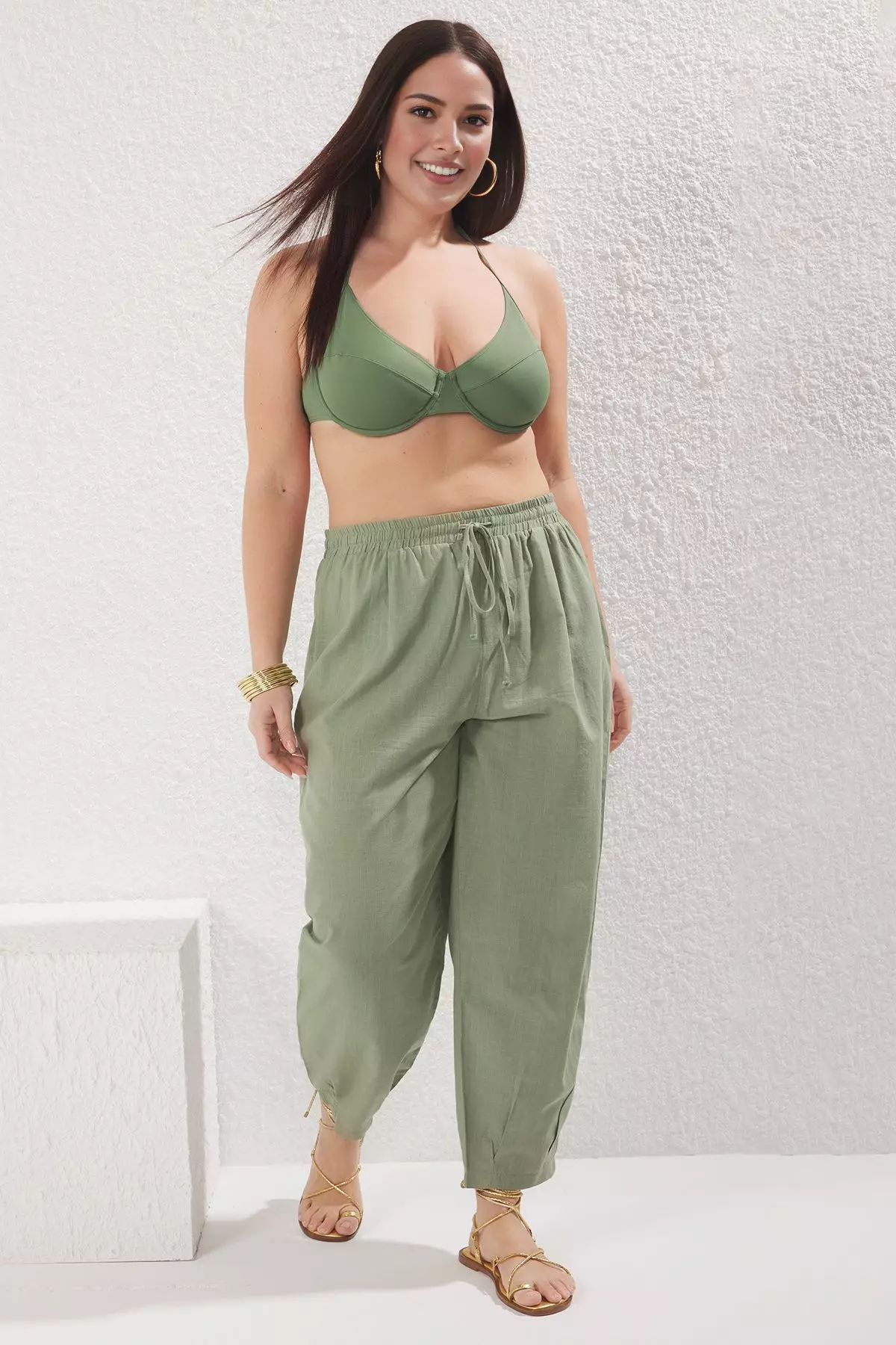 Plus Size Carrot Fit Trousers