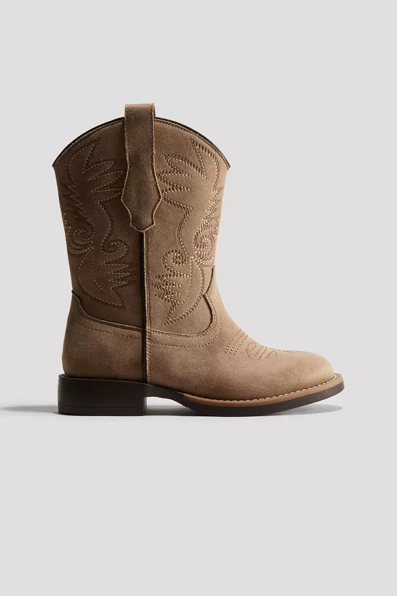 Discount on H&M  shoes - SKU: Napped cowboy boots
