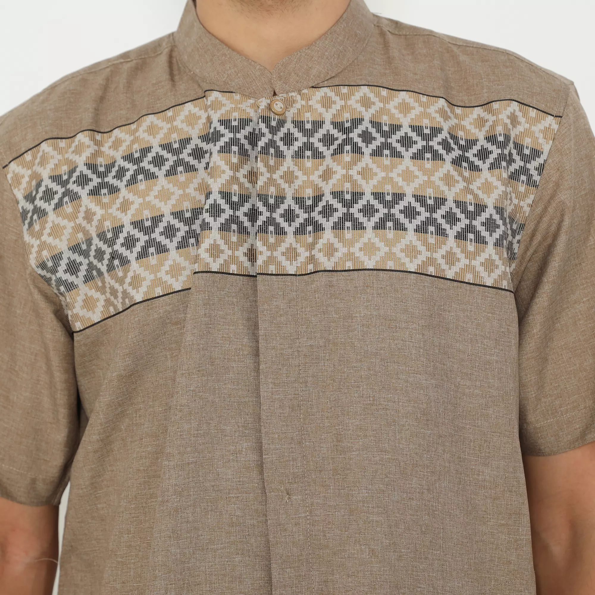 Platini Kemeja Pria Koko Shanghai Lengan Pendek Katun Brown 931349.39