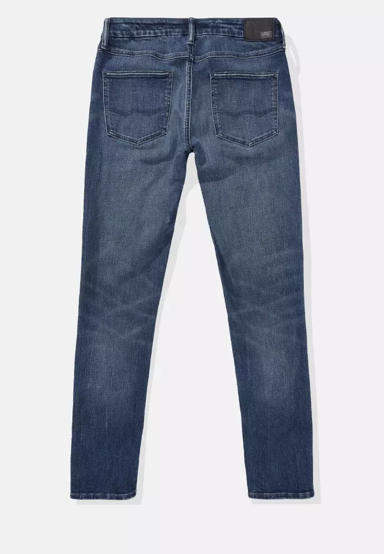 Medium Clean Wash Active 24/7 Athletic Skinny Jeans