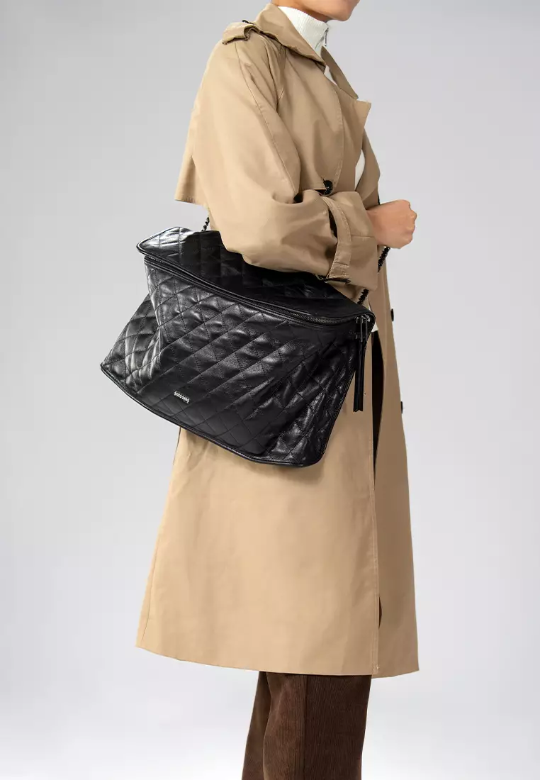 CUBE-II Large Chain Crossbody Bag - Black