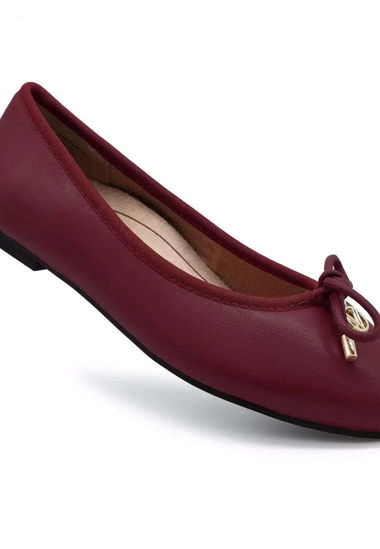 Azalea Faye Women's Flat Shoes
