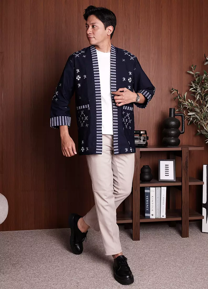 Outer Cardigan Pria Batik Haruka Raya Navy Lengan Panjang
