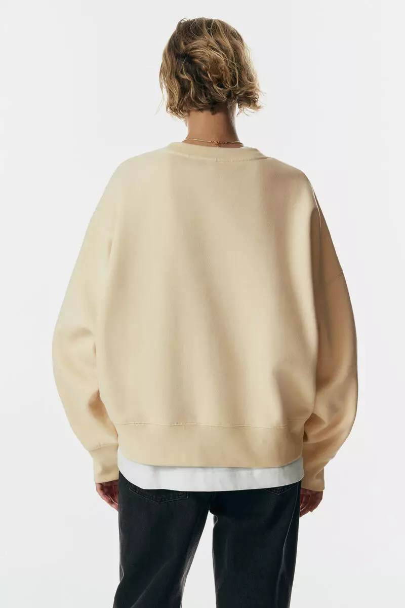 Oversized sweatshirt