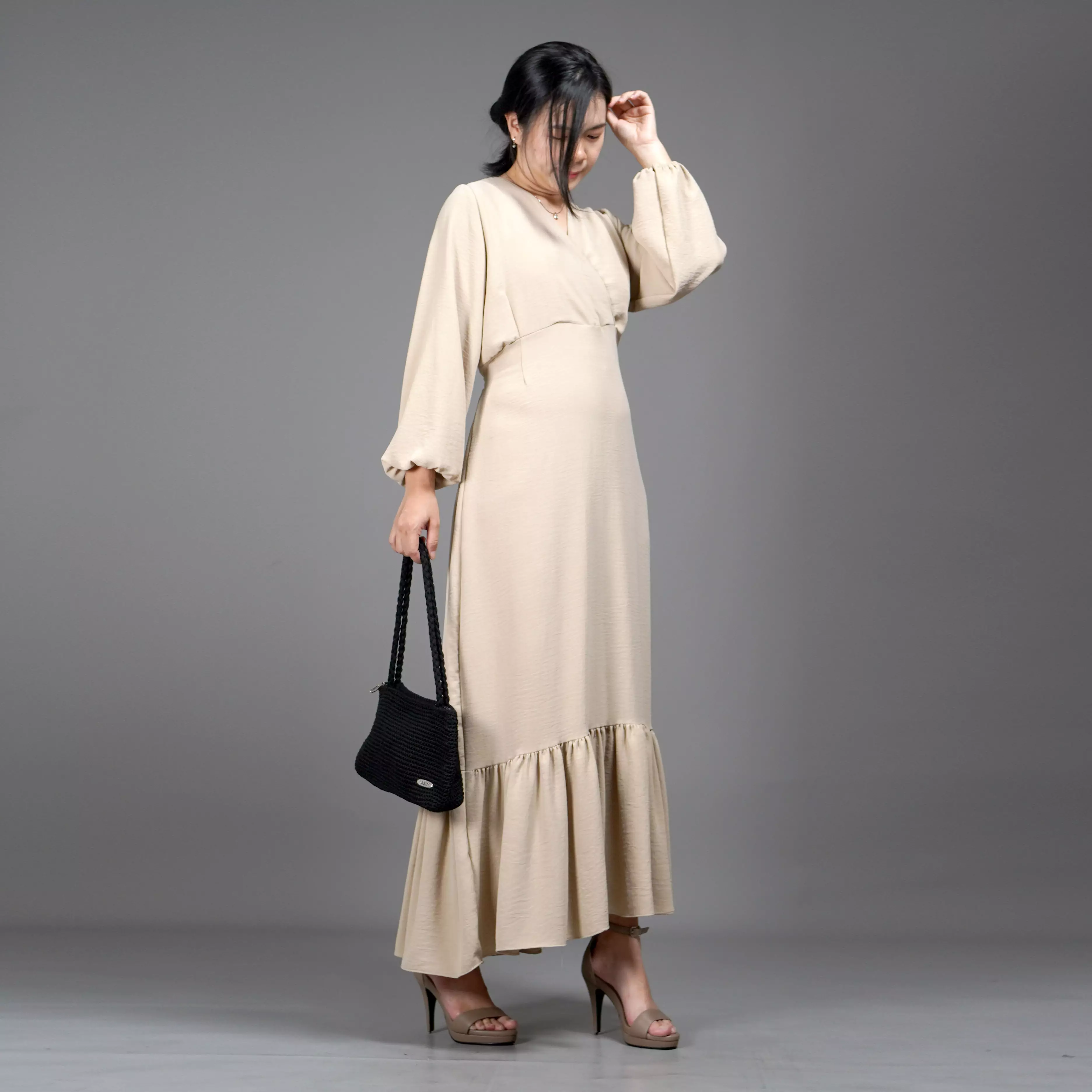  DRESS JULIA Long Dress Gaun Pesta Midi Dress Gaya Korea - Krem