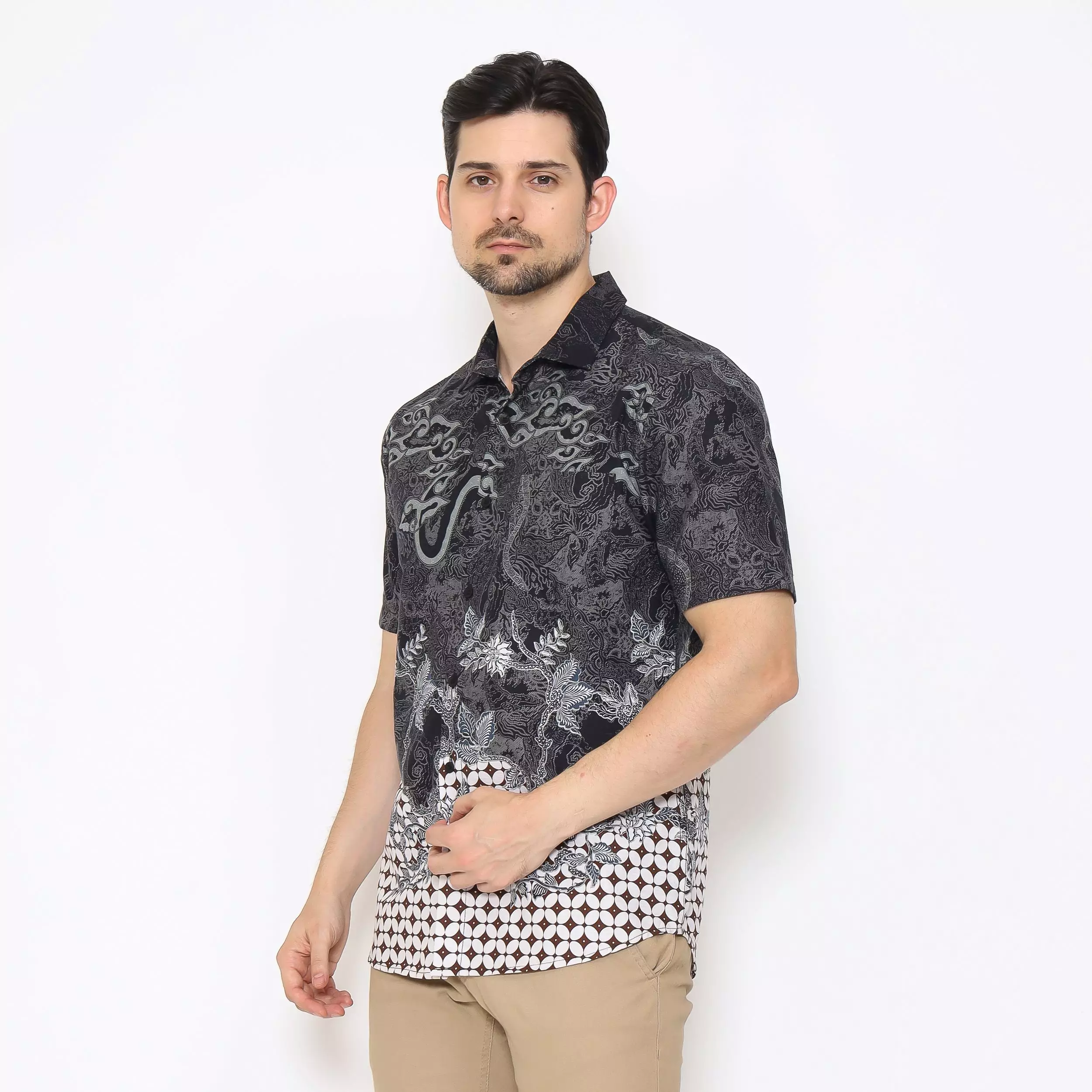 AMK Kemeja Batik Pria Lengan Pendek SHB Jelani Ss Black