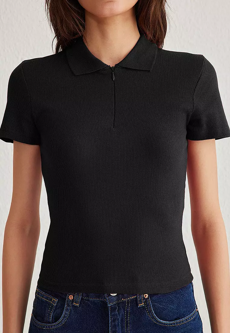 Black Fitted Polo Neck Flexible Knitted Blouse