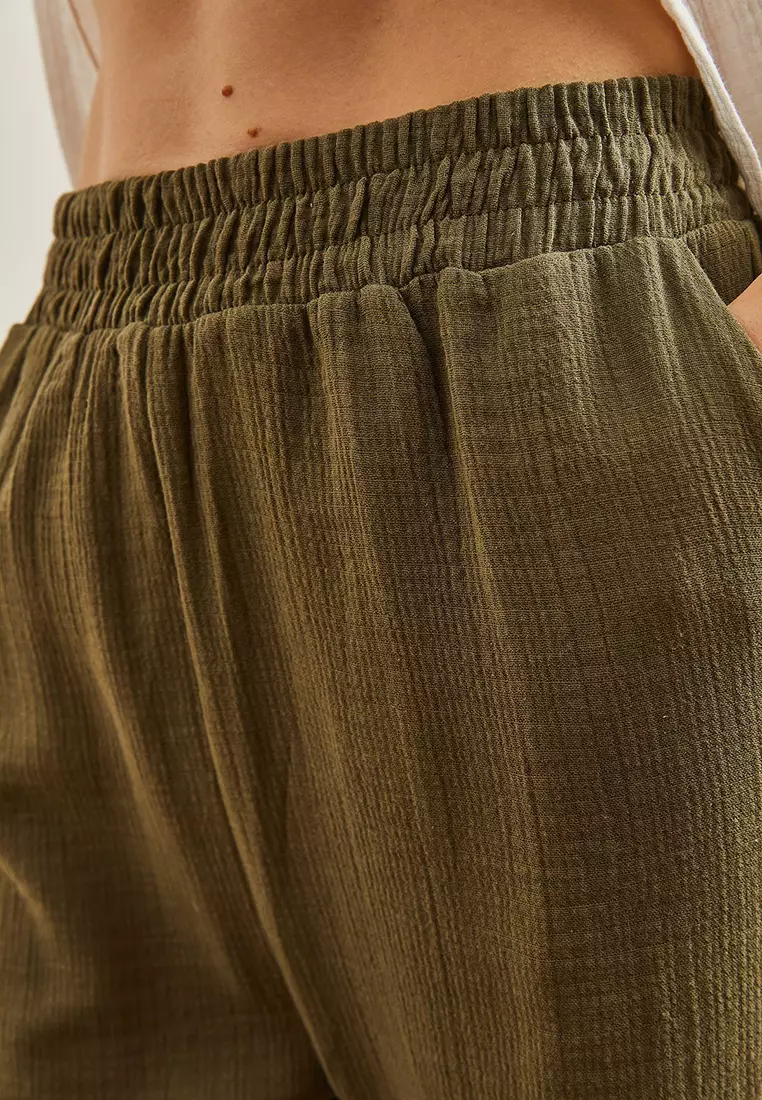 Elastic Waist Pocket Muslin Pants