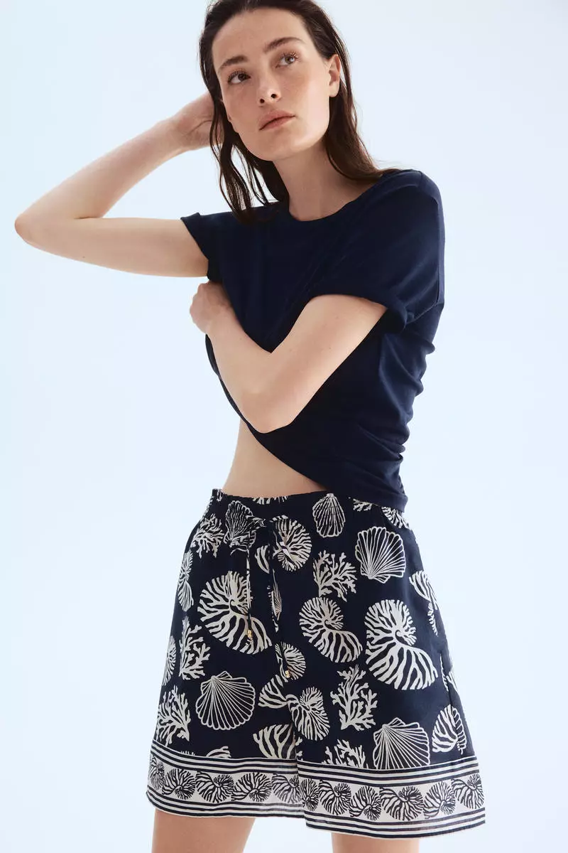 Printed drawstring shorts