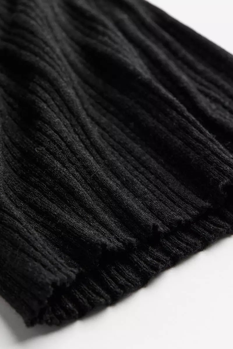 Rib-knit flared trousers